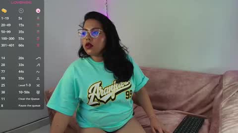 Snapshot of cutejess45 chatting on March 2025 07:10:01 AM tell me jess online show from March 2025 07:10:01 AM