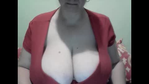 Snapshot of cutejessytom chatting on January 2025 03:22:01 AM Jessy online show from January 2025 03:22:01 AM