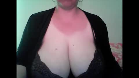 Snapshot of cutejessytom chatting on February 2025 02:35:02 PM Jessy online show from February 2025 02:35:02 PM