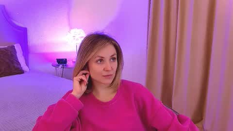 cutemirage online show from November 2025 02:50:01 PM