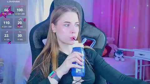 Rina online show from September 2025 06:02:01 AM