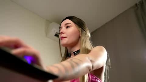 Mary online show from June 2026 07:02:01 PM