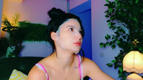 cuteness__girl online show from September 2025 06:04:02 AM