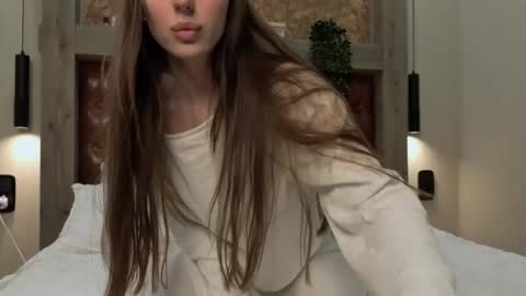 Snapshot of cuterebelious chatting on April 2026 04:59:02 PM Kim online show from April 2026 04:59:02 PM