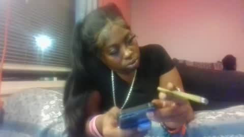 Snapshot of cuteshotkiki chatting on January 2025 12:06:02 AM mary mack online show from January 2025 12:06:02 AM