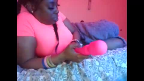 Snapshot of cuteshotkiki chatting on January 2025 05:13:01 AM mary mack online show from January 2025 05:13:01 AM