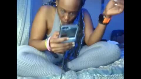 Snapshot of cuteshotkiki chatting on February 2025 04:06:01 AM mary mack online show from February 2025 04:06:01 AM
