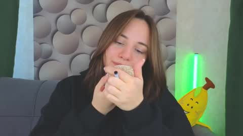 cutesmile sharon online show from February 2025 05:00:01 AM