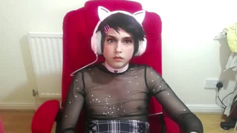 cutest_princess online show from October 2025 09:57:02 PM