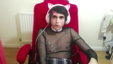 cutest_princess online show from October 2025 10:08:02 PM