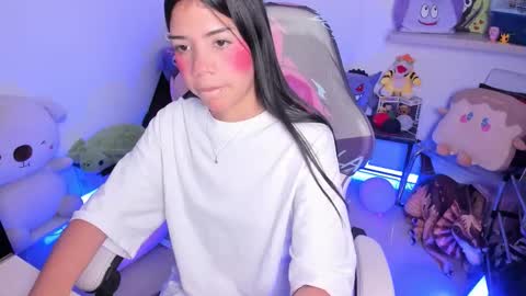 Snapshot of cutestephuwu chatting on October 2025 12:47:01 AM - independent model online show from October 2025 12:47:01 AM