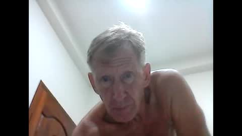 cutewhitebutt online show from September 2025 10:55:02 PM