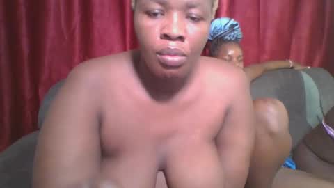 Snapshot of cutey_mellanin chatting on January 2025 03:46:01 PM cutey_mellanin online show from January 2025 03:46:01 PM