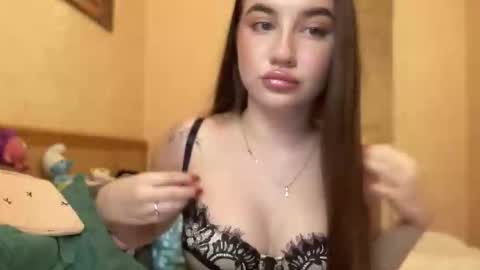 Snapshot of cuteyaji chatting on October 2025 04:59:02 PM CuteAnn online show from October 2025 04:59:02 PM
