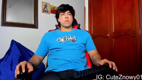 Snapshot of cuteznowyy chatting on January 2025 07:04:01 PM Ask me online show from January 2025 07:04:01 PM