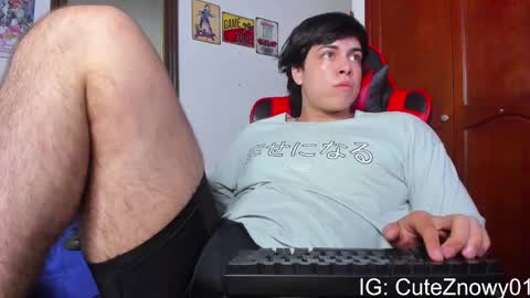 Snapshot of cuteznowyy chatting on February 2025 01:21:02 AM Ask me online show from February 2025 01:21:02 AM