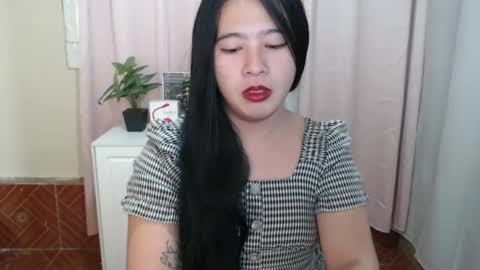 Snapshot of cutie_asianwoman chatting on December 2024 05:59:02 PM cutie_asianwoman online show from December 2024 05:59:02 PM