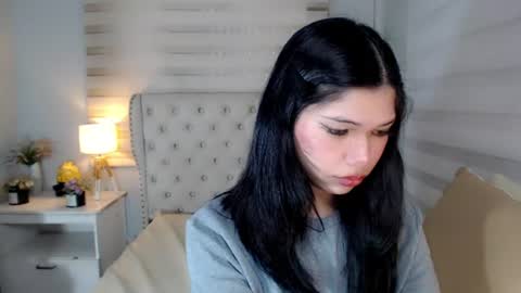 Snapshot of cutie_chinnie chatting on June 2026 01:01:02 PM cutie_chinnie online show from June 2026 01:01:02 PM