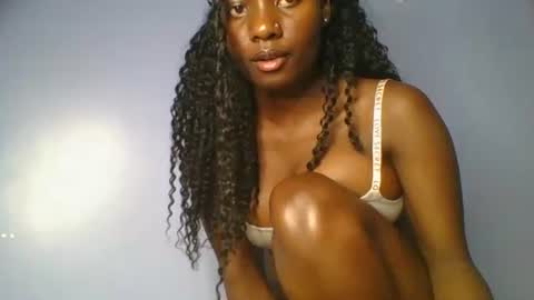 cutie_choco online show from March 2026 07:18:02 PM