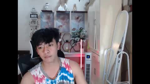 Neil Taylor online show from November 2025 06:18:02 PM