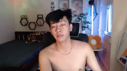 Neil Taylor online show from December 2025 07:53:01 PM