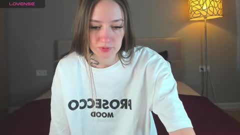 Kate online show from November 2025 08:57:01 AM