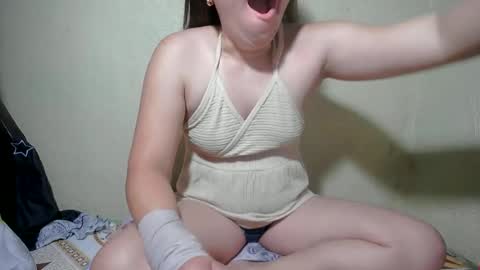 cutie_pie02 online show from June 2026 07:14:01 PM