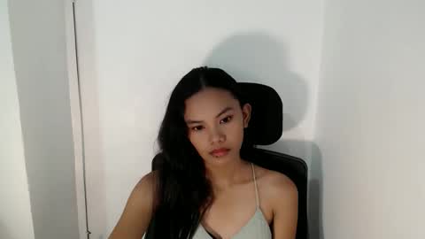 Snapshot of cutiee_lily2 chatting on June 2026 01:18:02 AM cutiee_lily2 online show from June 2026 01:18:02 AM