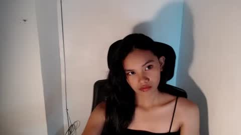Snapshot of cutiee_lily2 chatting on June 2026 01:21:02 AM cutiee_lily2 online show from June 2026 01:21:02 AM