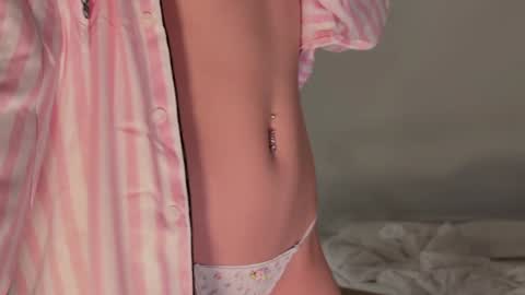 Snapshot of cutieeeeva chatting on January 2026 03:25:02 PM E online show from January 2026 03:25:02 PM