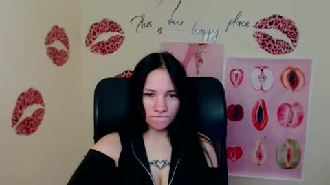 Emma online show from April 2026 12:15:01 PM