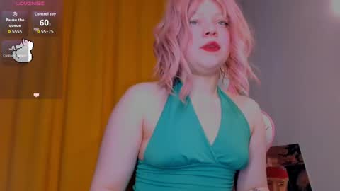 CutieSue online show from April 2026 12:27:01 AM