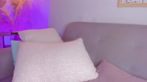 Hannah online show from February 2025 03:52:02 AM