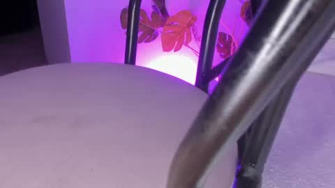 Hannah online show from June 2026 09:02:03 PM