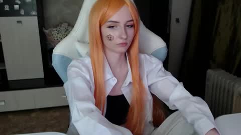 Snapshot of cutti_crystal chatting on October 2025 03:35:01 PM Cutti Crystal online show from October 2025 03:35:01 PM