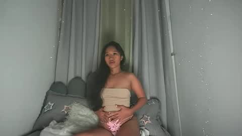 cuttiemorexn online show from November 2025 02:09:01 PM