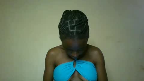 Snapshot of cutty_teshy chatting on January 2025 09:37:02 AM cutty_teshy online show from January 2025 09:37:02 AM