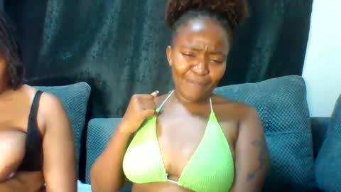 Snapshot of cuvy_babe chatting on July 2026 11:11:02 PM cuvy_babe online show from July 2026 11:11:02 PM