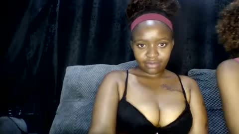 Snapshot of cuvy_babe chatting on July 2026 01:17:01 PM cuvy_babe online show from July 2026 01:17:01 PM