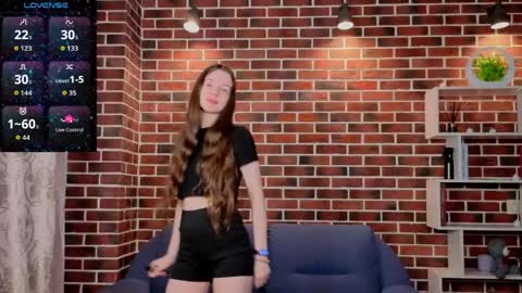 Ashly online show from May 2026 07:04:01 PM