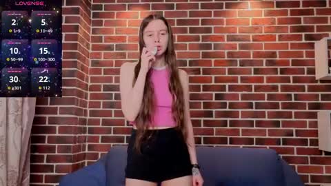 Ashly online show from June 2026 07:07:01 PM