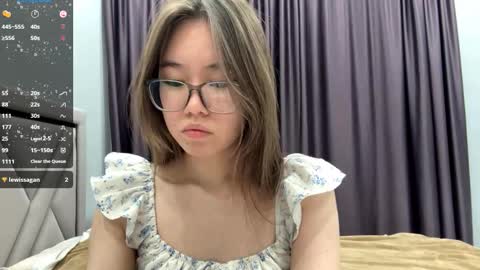 Akemi online show from October 2025 08:26:01 AM