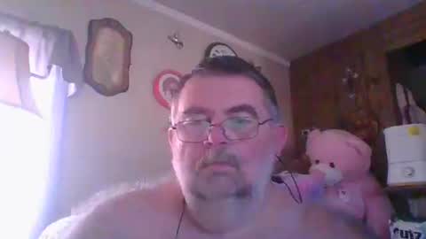Snapshot of cwill27837 chatting on January 2025 04:06:02 PM cwill27837 online show from January 2025 04:06:02 PM
