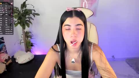 Snapshot of cyber_lizz chatting on March 2026 10:13:01 PM Liz online show from March 2026 10:13:01 PM