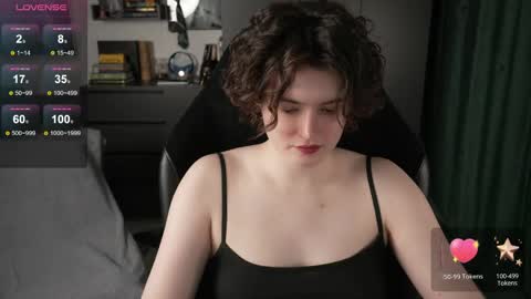 Helen Blossom online show from April 2026 01:15:01 PM