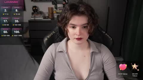 Helen Blossom online show from May 2026 02:01:01 PM
