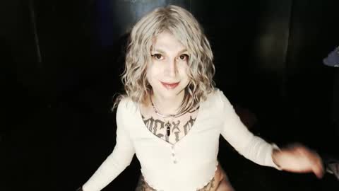 Snapshot of cybertrouble_ chatting on March 2026 02:37:01 AM Nikki online show from March 2026 02:37:01 AM