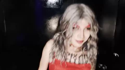 Nikki online show from May 2026 10:50:03 PM