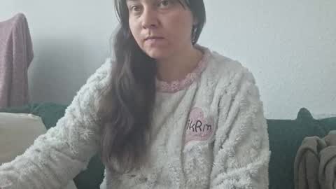 Cyndee Winter online show from October 2025 07:52:02 AM