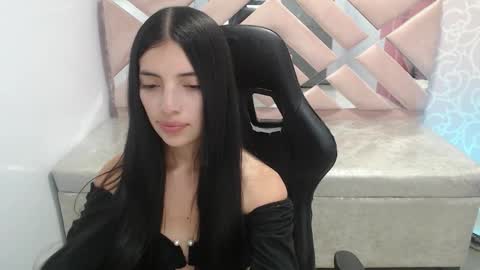 CINTIA ARAUJO online show from September 2025 04:47:01 AM